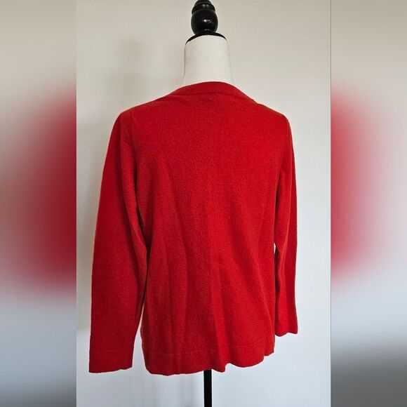 Banana Republic Red V-Neck Sweater - Picture 2 of 9